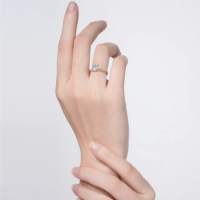 Amira丨1CT Radiant Cut Lab Diamond Twisted Three Stones Engagement Ring