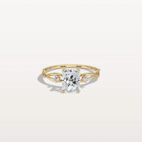 Amira丨1CT Radiant Cut Lab Diamond Twisted Three Stones Engagement Ring